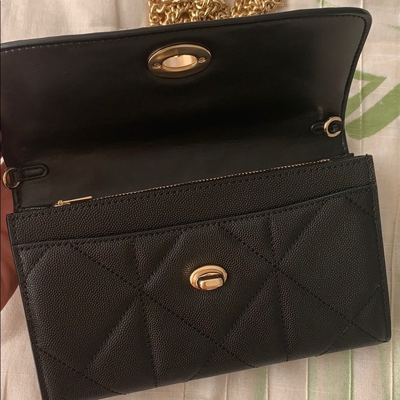 Coach Caviar Quilted Wallet on Chain Crossbody - Picture 12 of 16